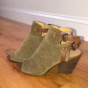 Nine West heeled ankle booties with peep toe